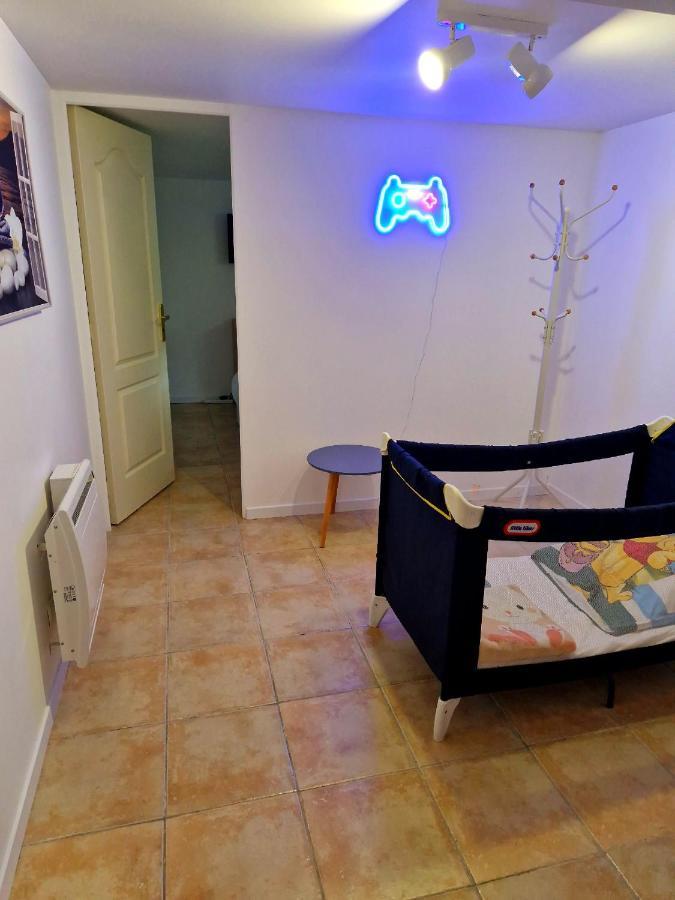 Le Capucin - Proche Centre Ville Troyes Extérieur photo